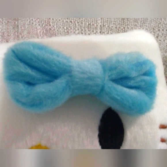 Hello Kitty plush - Picture 7 of 9